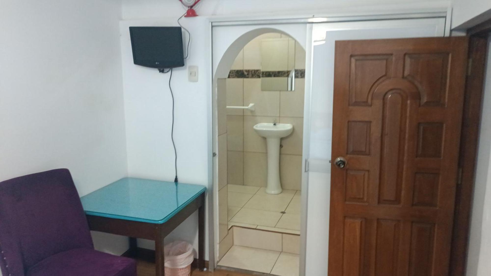 Отель Qori House Куско Экстерьер фото